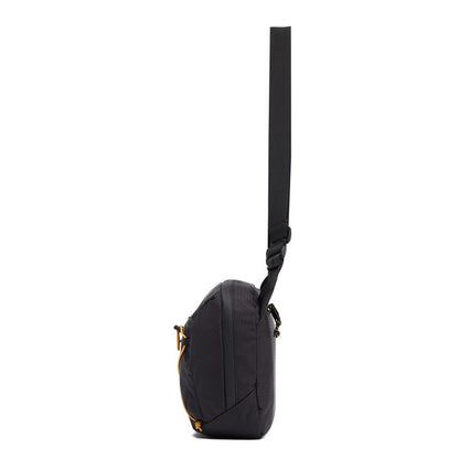 City Vibes Caterpillar Shoulder Bag 84754-01
